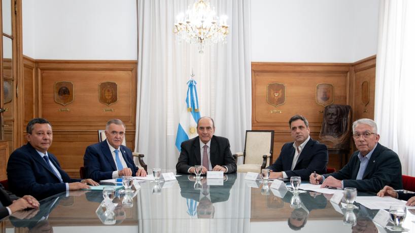 Jaldo firmó convenios con Nación por $120 mil millones para obras públicas