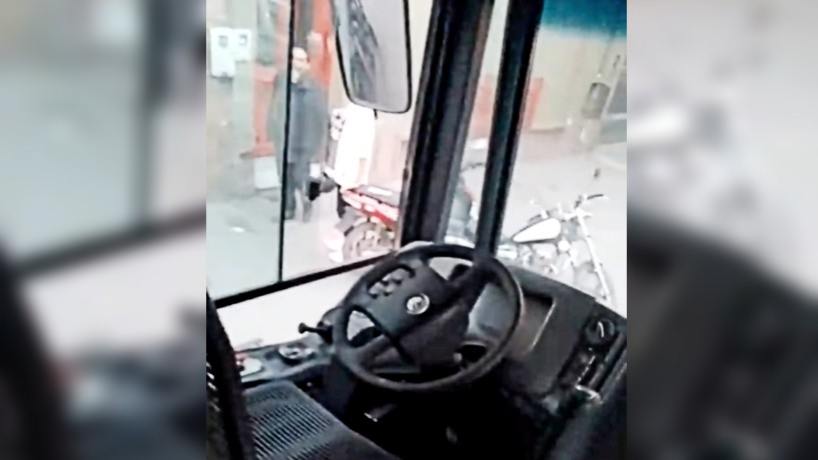 “Iba a ser un desastre”: la grave denuncia de un colectivero tucumano sobre el estado de los ómnibus - Tucumán