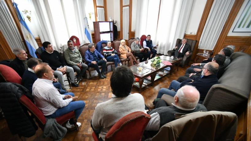 Jaldo junto a su gabinete ampliado coordinaron lineamientos para el 9 de julio