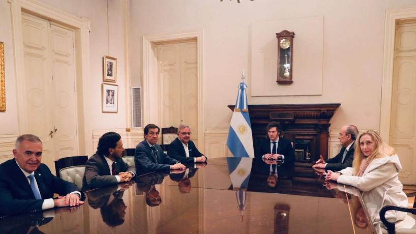 Junto a Milei, Jaldo confirmó que el Pacto de Mayo se firmará en Tucumán el 9 de Julio