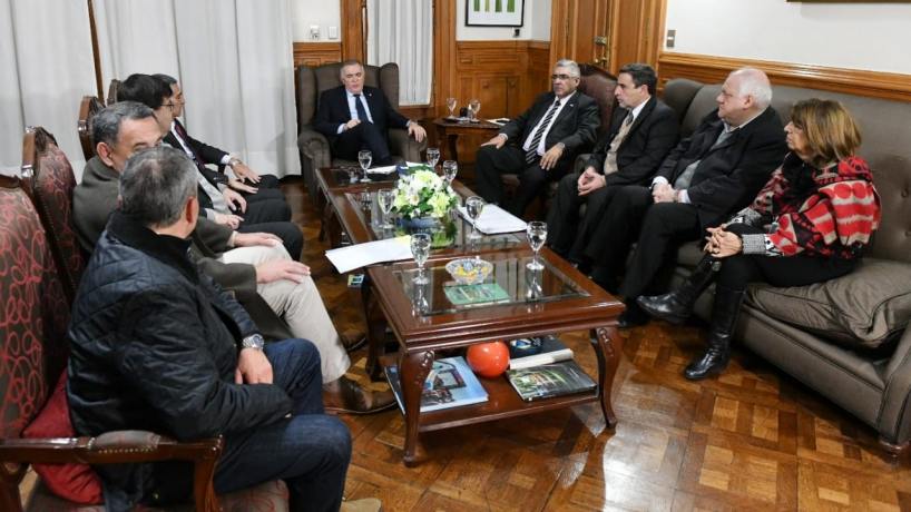 Refacciones en escuelas, viviendas, canales y desagues: Jaldo analizó con Refacciones en escuelas, viviendas, canales y desagues: Jaldo analizó con su gabinete la reactivación de la obra pública - Tucumán