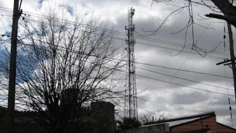 Daño ambiental: investigan la instalación ilegal de antenas de celular en Tucumán - Tucumán