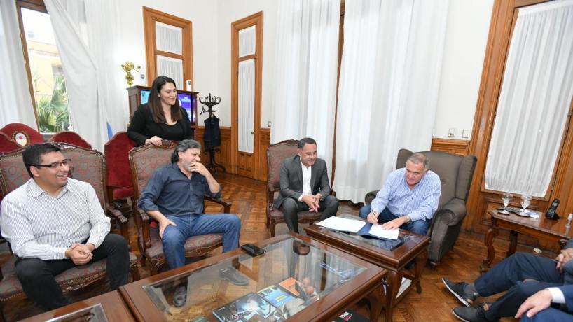 Jaldo y trabajadores del Sepapys firmaron acuerdo salarial