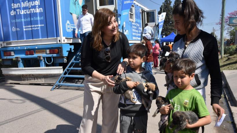 "Te facilitan todo en el barrio y no hay que gastar en boleto": los servicios municipales llegaron a Alto La Pólvora - Tucumán