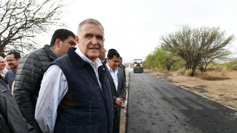 En octubre, Jaldo sigue en el top tres del ranking de gobernadores con mejor imagen positiva - Tucumán