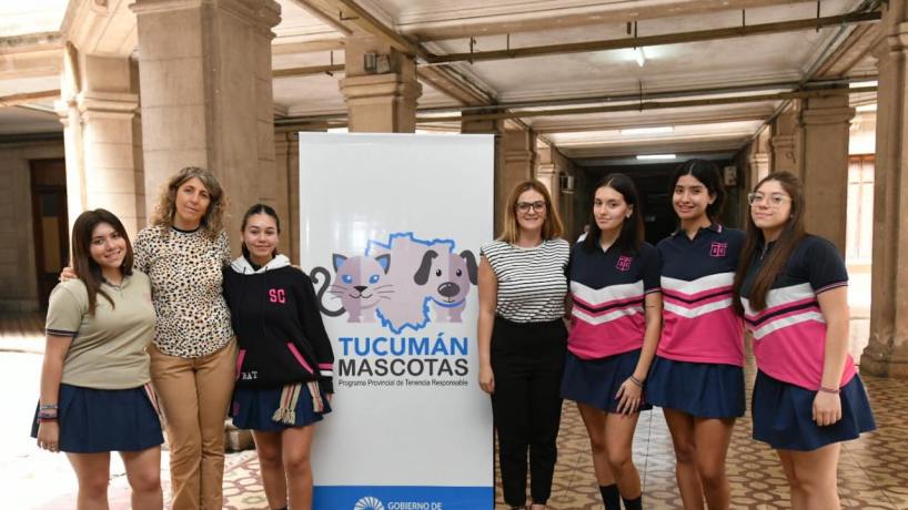 Junto a instituciones educativas, impulsan acciones del programa Tucumán Mascotas en Trancas
