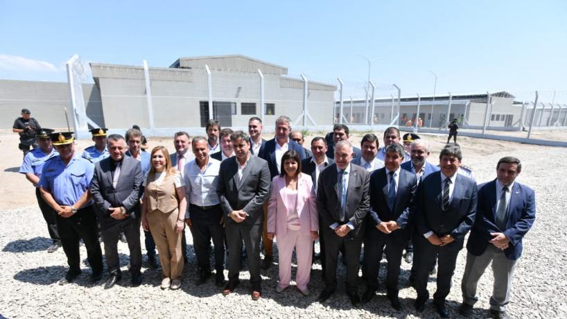 Jaldo y Bullrich recorrieron los avances de la penitenciaría de Benjamín Paz