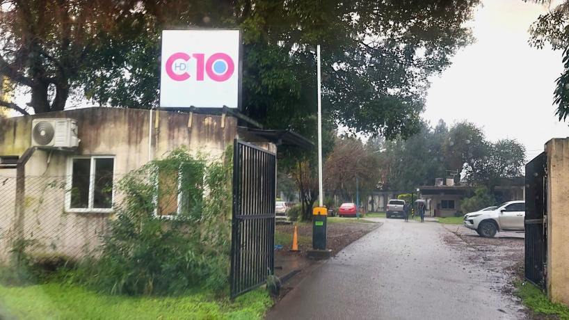 “No pertenece a la empresa”: el urgente comunicado de Canal 10 y la denuncia a una influencer tucumana - Tucumán