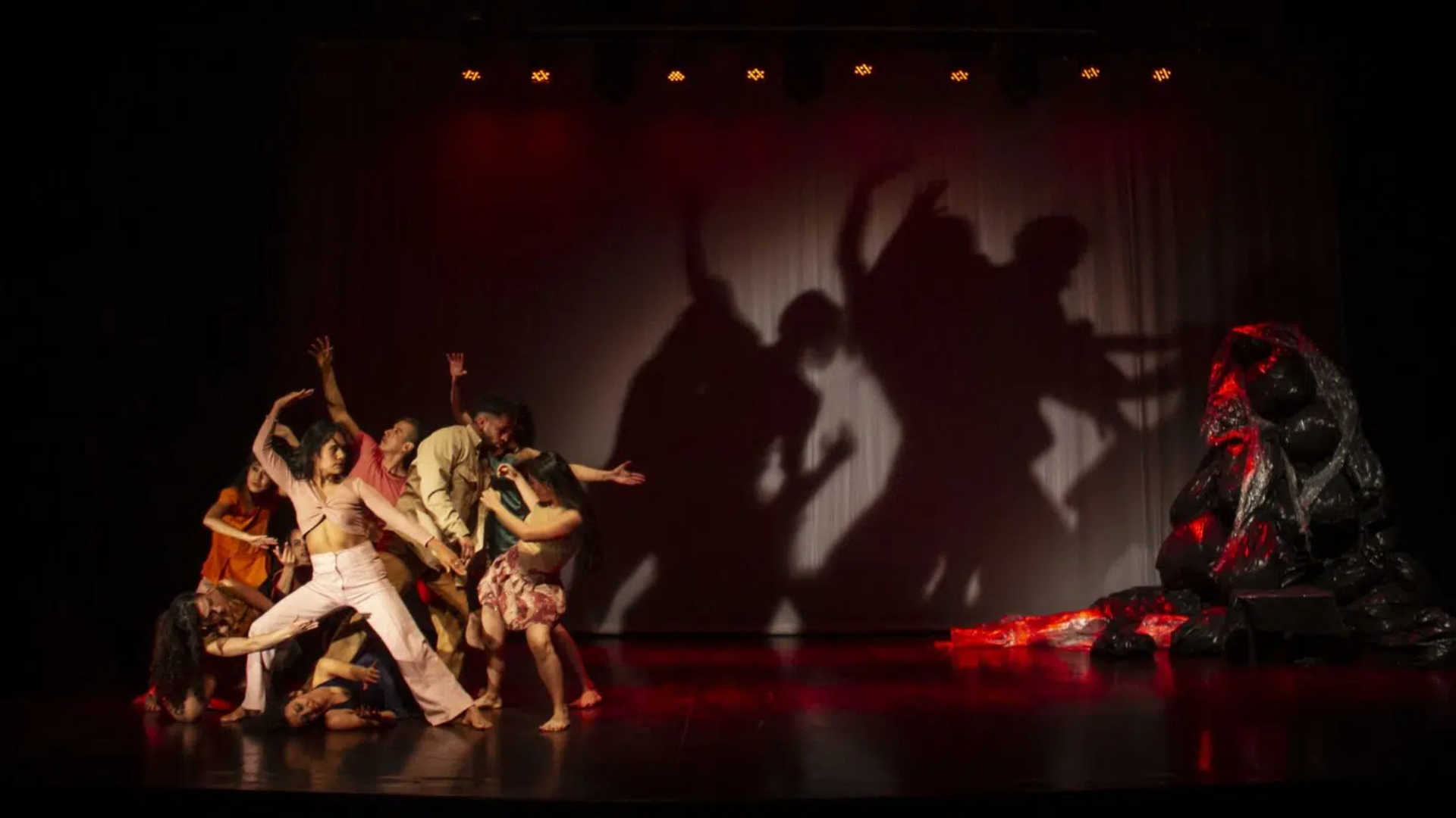 ¿La Fiesta Provincial del Teatro es una fiesta?