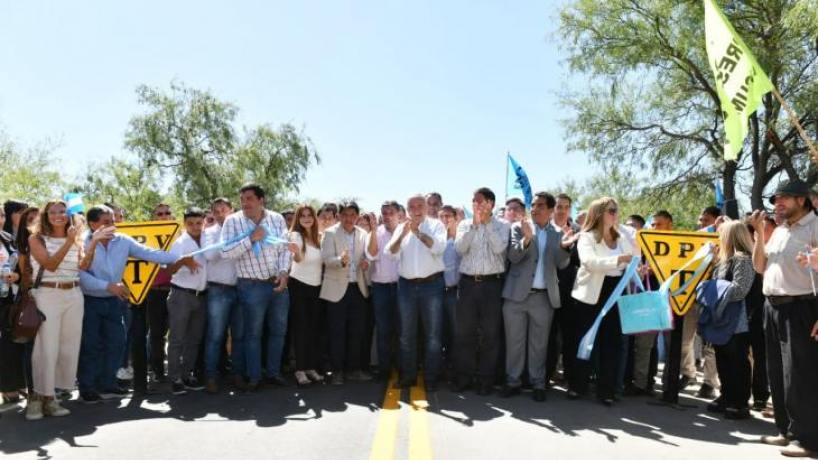 "No hemos dudado un instante en dejarla como nueva": Jaldo inauguró la repavimentación de un tramo de la Ruta 307 - Tucumán