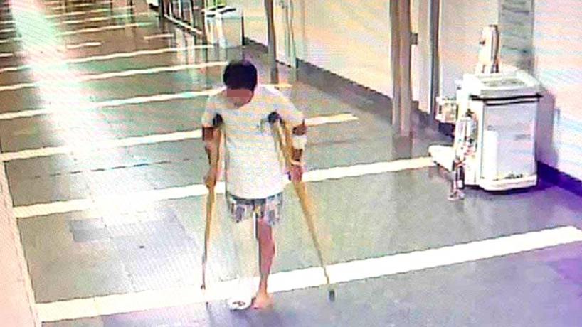 "Con yeso y muletas": estaba internado en el Centro de "Con yeso y muletas": estaba internado en el Centro de Salud de Tucumán y decidió robarse tres monitores del sector de Oncología - Tucumán