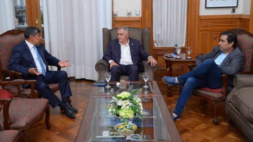 Cumbre: Jaldo se reunió con Acevedo y Mansilla en Casa Cumbre: Jaldo se reunió con Acevedo y Mansilla en Casa de Gobierno - Tucumán