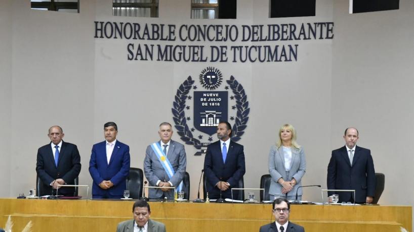 Jaldo acompañó a Chahla en la apertura de sesiones ordinarias del Concejo Deliberante de la Capital