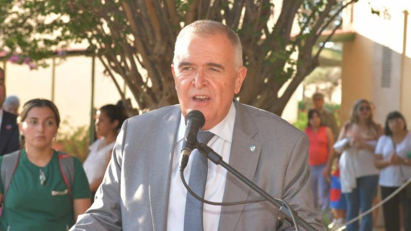 Jaldo suma tres nuevos funcionarios a su equipo de gobierno - Tucumán