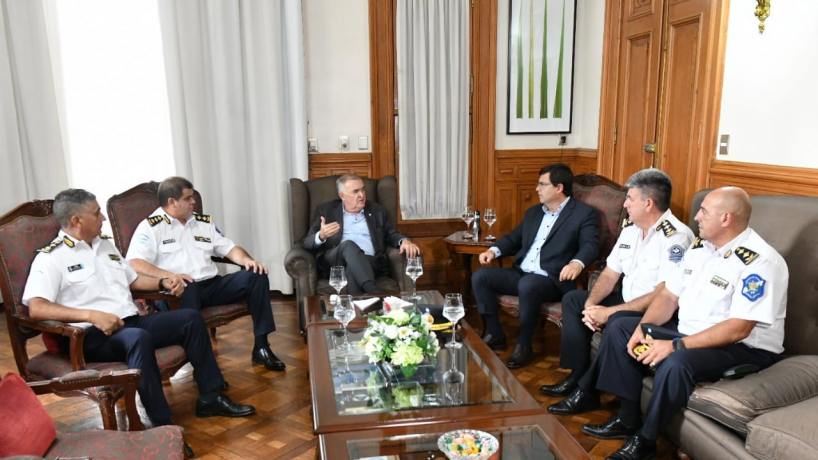 Avanza la investigación por el robo a una joyería del centro