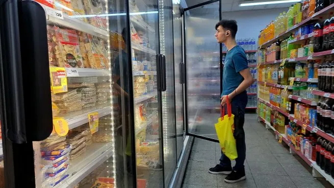 La inflación subió a 3,7% en marzo, con aumentos en educación y alimentos