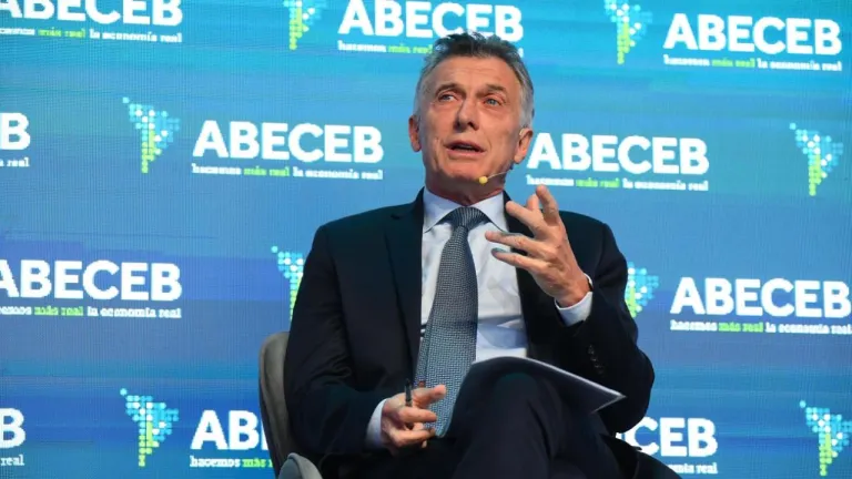 Mauricio Macri: “Devaluación va a haber, obviamente” Mauricio Macri: “Devaluación va a haber, obviamente”